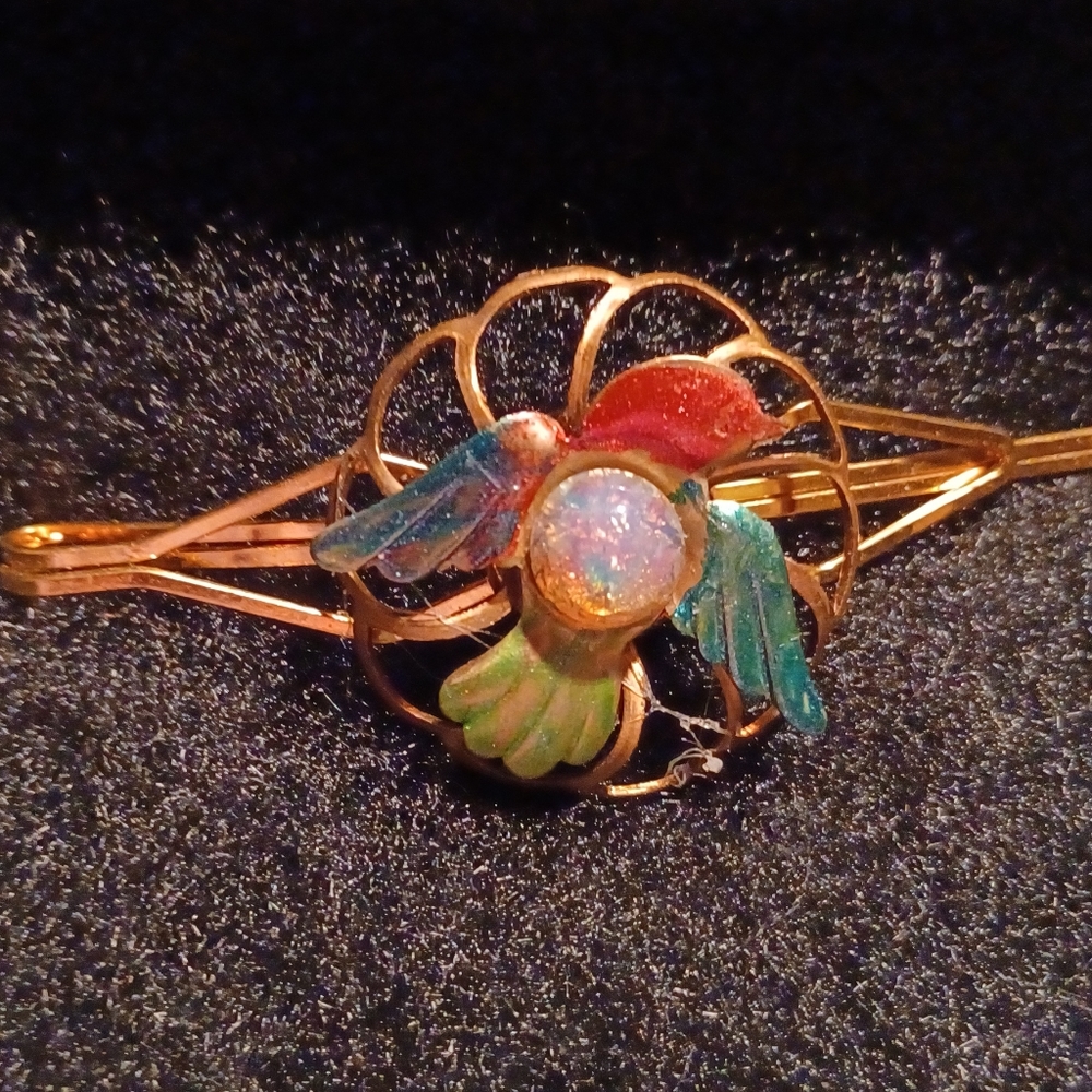 New 🐦w/ Opal hairpin